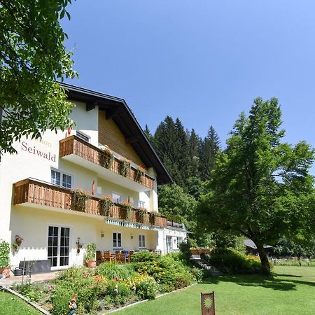 Pension Seiwald In Koetschach Kaernten Dış mekan fotoğraf